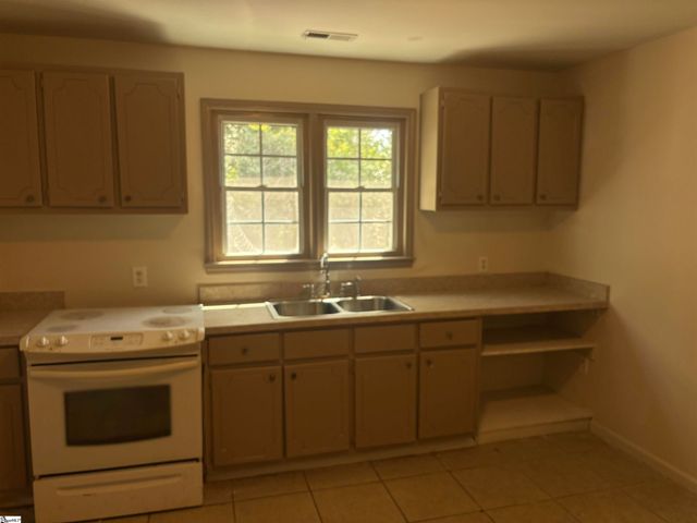 270 Rev Wilson Drive, Spartanburg, SC 29306