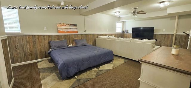 26577 Sweetberry Drive, Warsaw, MO 65355