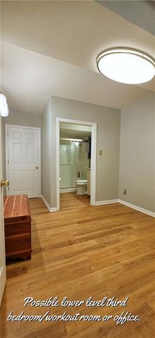26577 Sweetberry Drive, Warsaw, MO 65355