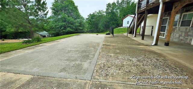26577 Sweetberry Drive, Warsaw, MO 65355