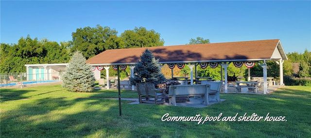 26577 Sweetberry Drive, Warsaw, MO 65355