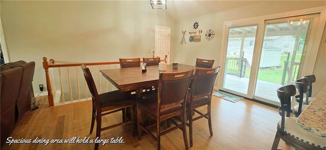 26577 Sweetberry Drive, Warsaw, MO 65355