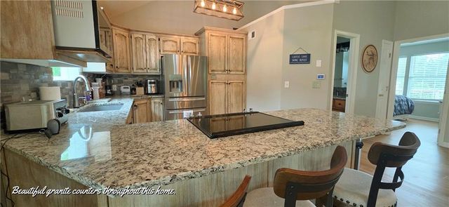 26577 Sweetberry Drive, Warsaw, MO 65355