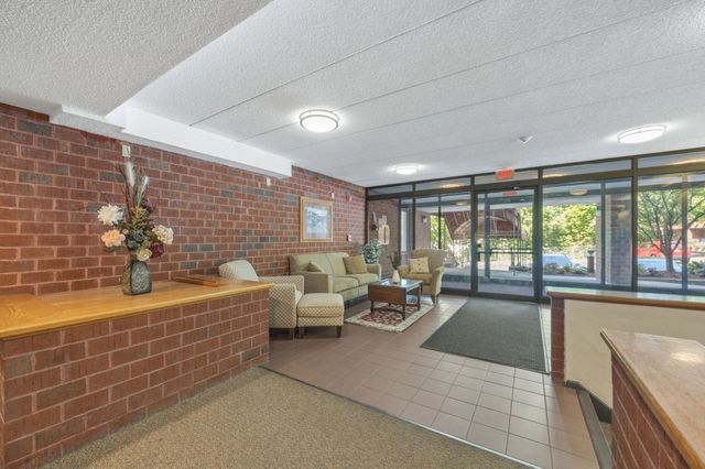 180 Green Street 411, Melrose, MA 02176