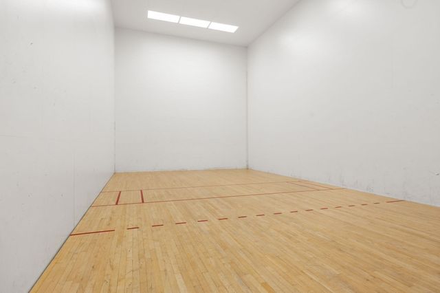 180 Green Street 411, Melrose, MA 02176
