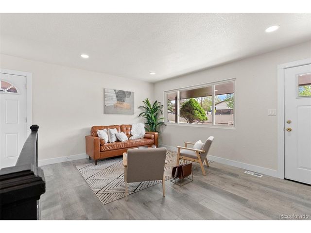 7961 Granada Road, Denver, CO 80221