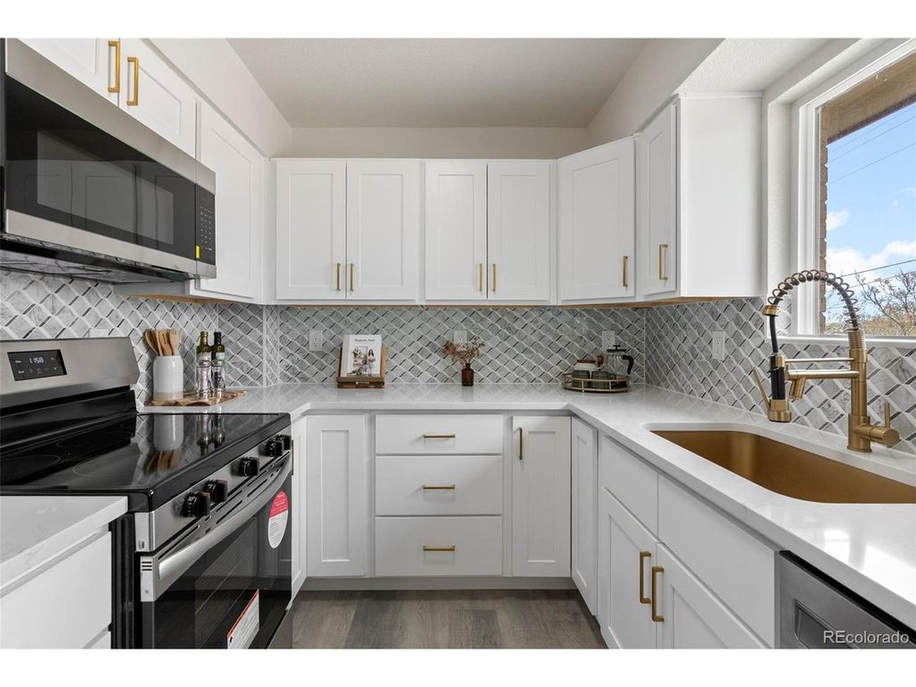 7961 Granada Road, Denver, CO 80221