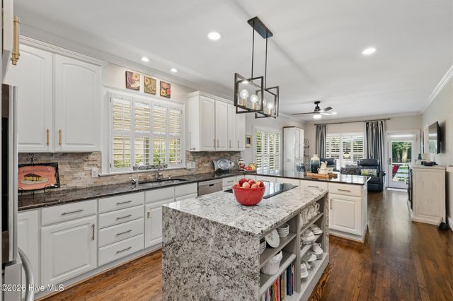 813 Wild Dunes Circle, Wilmington, NC 28411