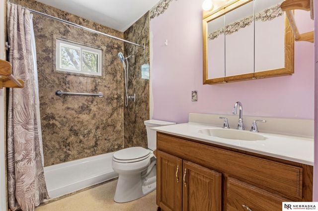 4729 S 79th Street, Ralston, NE 68127
