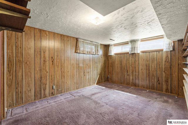4729 S 79th Street, Ralston, NE 68127