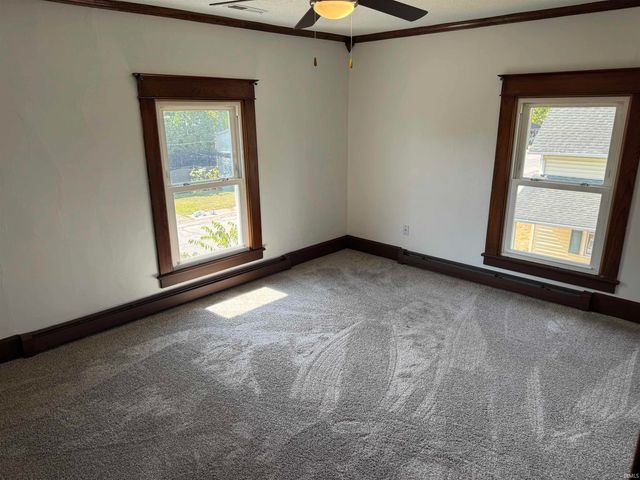 102 S VAN BUREN Street, Monroe, IN 46772