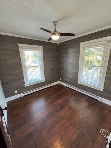 102 S VAN BUREN Street, Monroe, IN 46772