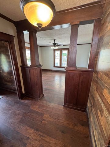 102 S VAN BUREN Street, Monroe, IN 46772