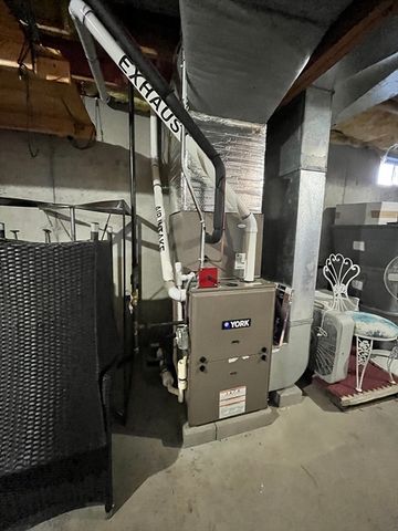 3 Dogwood Cir, Haverhill, MA 01832