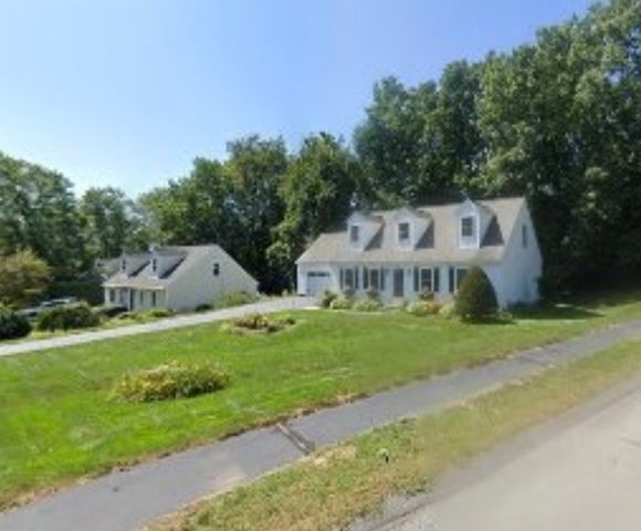3 Dogwood Cir, Haverhill, MA 01832