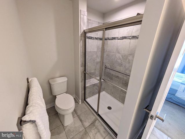 4220 CYPRESS LN, Whitehall, PA 18052