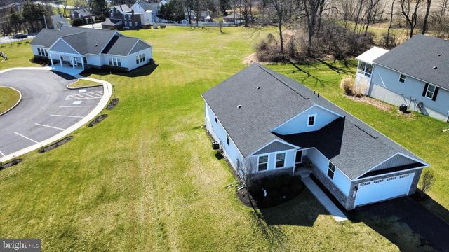 4220 CYPRESS LN, Whitehall, PA 18052