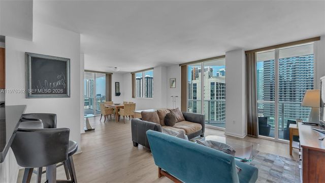 253 NE 2nd St 2902, Miami, FL 33132