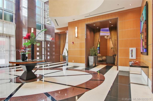 253 NE 2nd St 2902, Miami, FL 33132