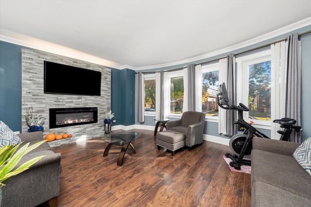 3508 Gunderson Avenue, Berwyn, IL 60402