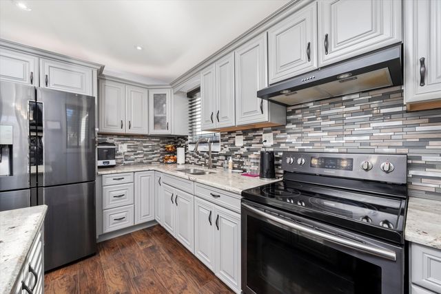 3508 Gunderson Avenue, Berwyn, IL 60402