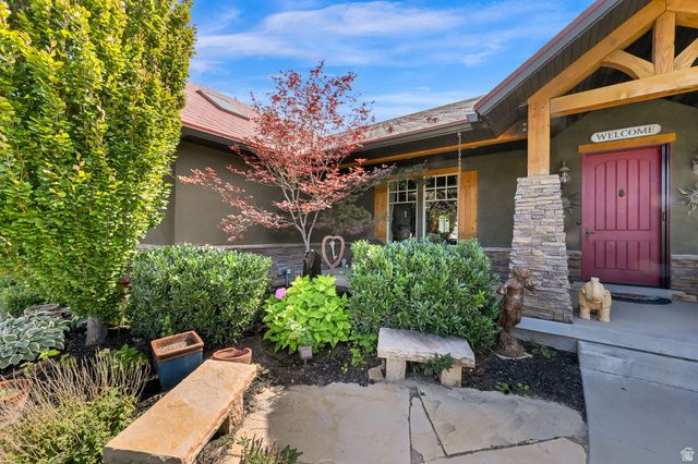 2579 W FARMVIEW LN, South Jordan, UT 84095
