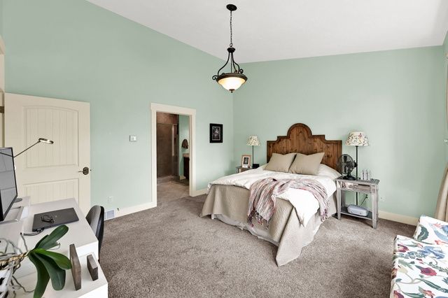 2579 W FARMVIEW LN, South Jordan, UT 84095