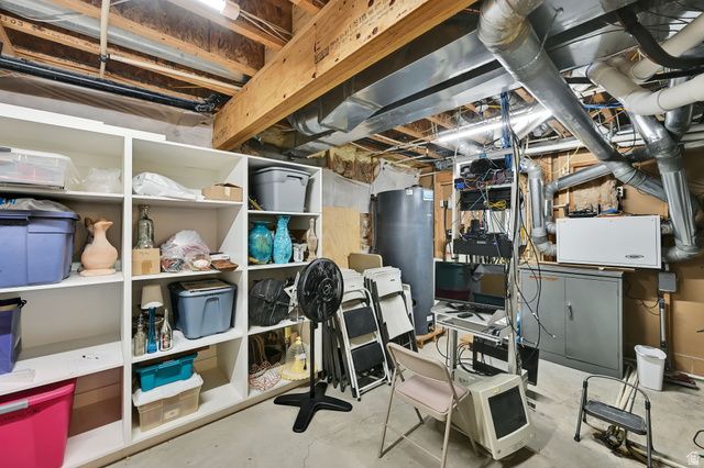 2579 W FARMVIEW LN, South Jordan, UT 84095