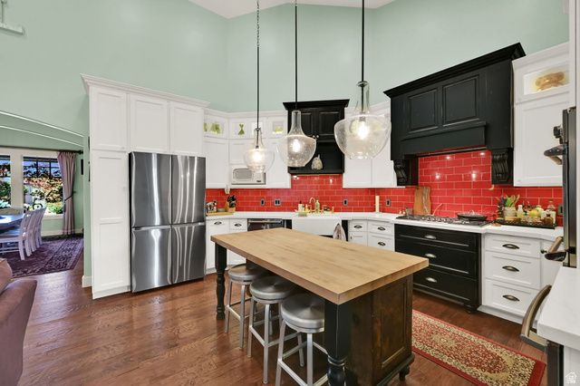 2579 W FARMVIEW LN, South Jordan, UT 84095