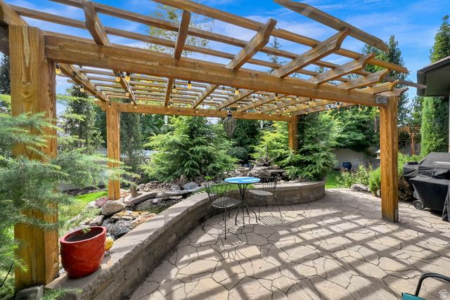 2579 W FARMVIEW LN, South Jordan, UT 84095