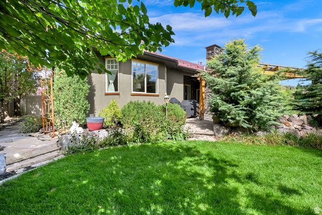 2579 W FARMVIEW LN, South Jordan, UT 84095