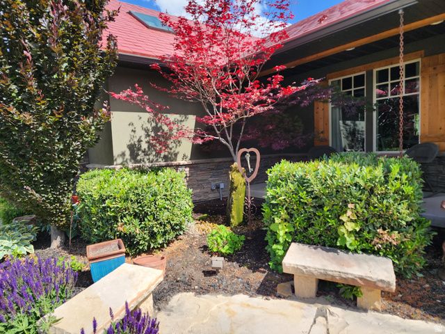 2579 W FARMVIEW LN, South Jordan, UT 84095