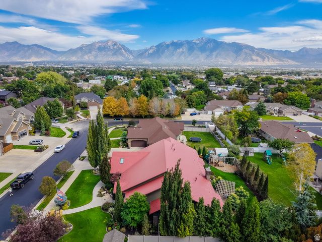 2579 W FARMVIEW LN, South Jordan, UT 84095