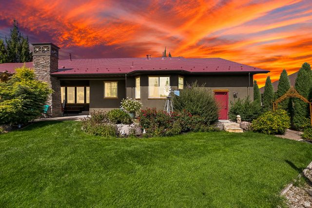 2579 W FARMVIEW LN, South Jordan, UT 84095