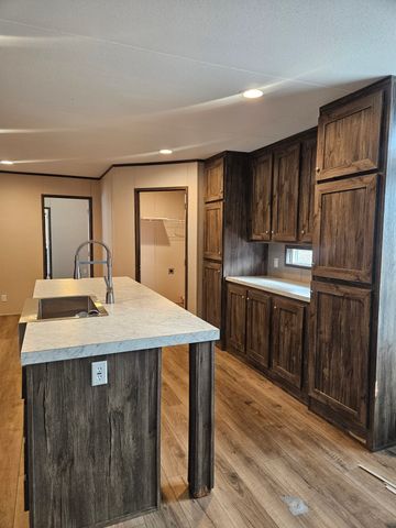 6501 W Hwy 199 6479, Springtown, TX 76082