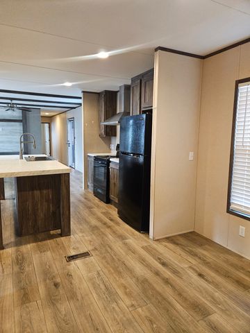 6501 W Hwy 199 6479, Springtown, TX 76082
