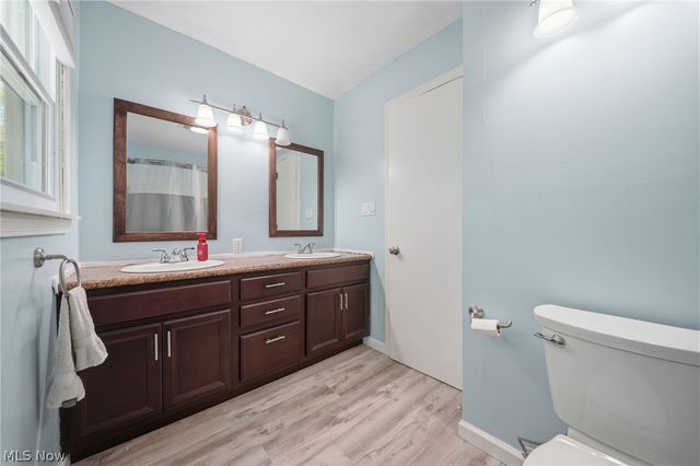 1950 Bridgeview Lane, Conneaut, OH 44030