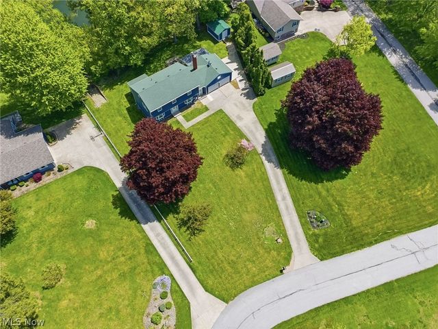 1950 Bridgeview Lane, Conneaut, OH 44030