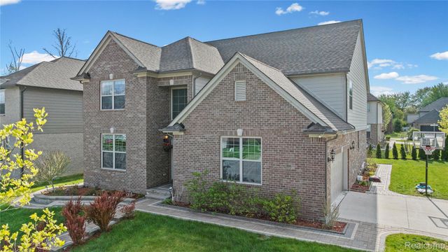 3559 Birchmount Drive, Troy, MI 48083