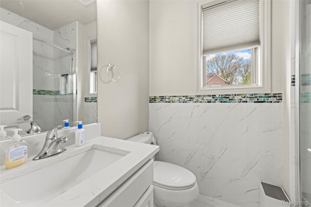3559 Birchmount Drive, Troy, MI 48083