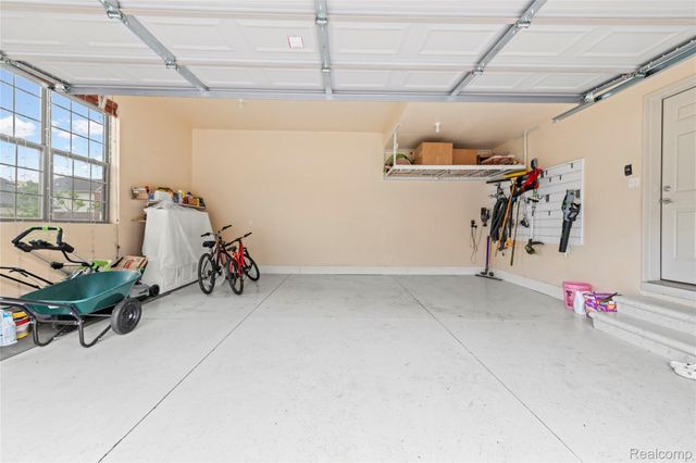 3559 Birchmount Drive, Troy, MI 48083