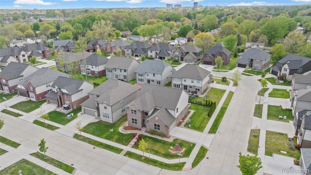 3559 Birchmount Drive, Troy, MI 48083