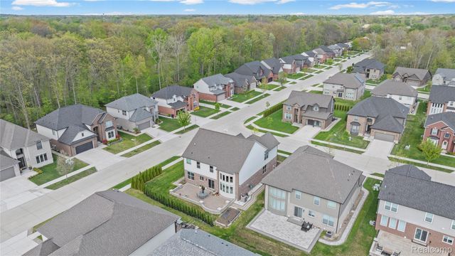 3559 Birchmount Drive, Troy, MI 48083