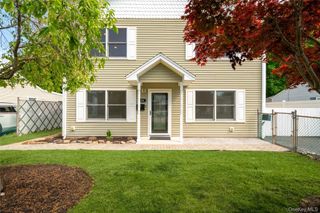 10 Kwiecinski Street, West Haverstraw, NY 10993