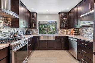 10011 Topanga Canyon 1, Chatsworth, CA 91311