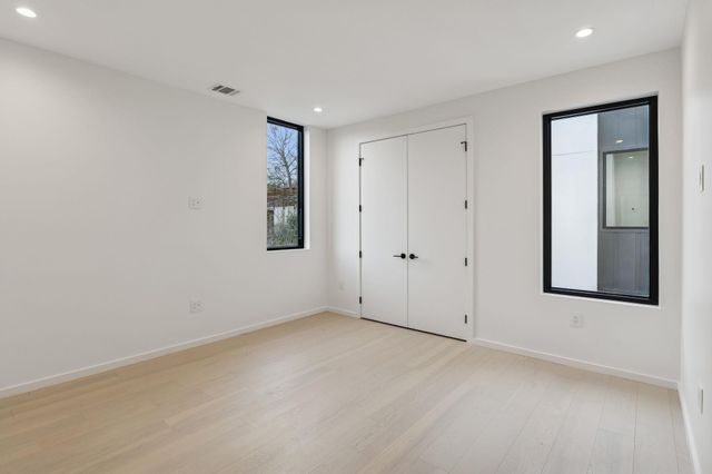 3007 Locke LN, Austin, TX 78704