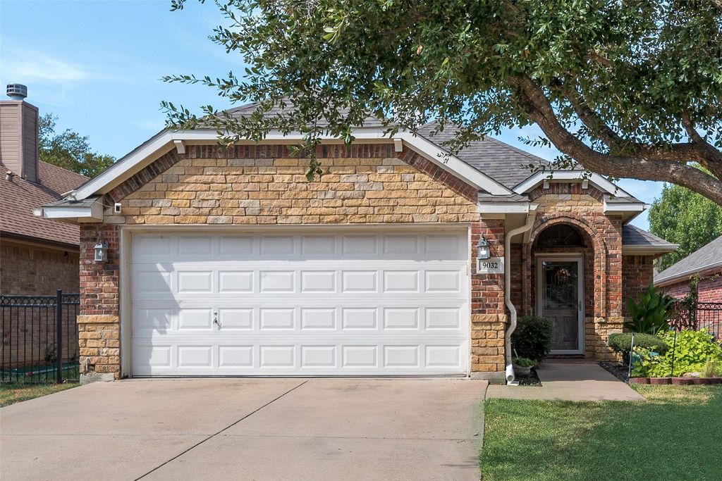 9032 Racquet Club Drive, Fort Worth, TX 76120 — photo 2