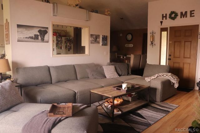 727 W Sunset Strip Drive, Beverly Hills, FL 34465