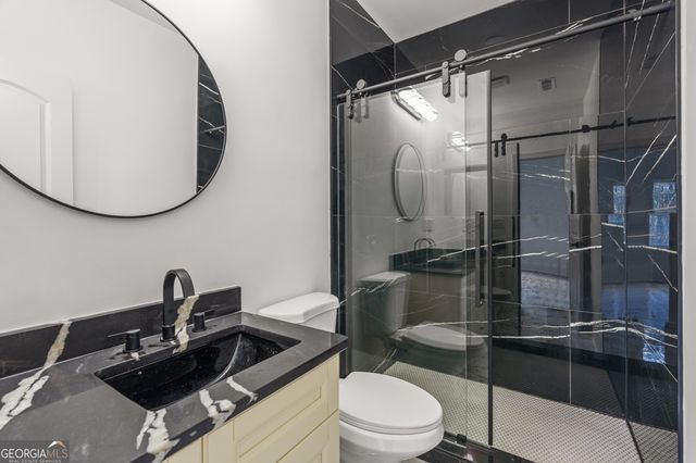 429 Saint Surrey Way, Ellenwood, GA 30294