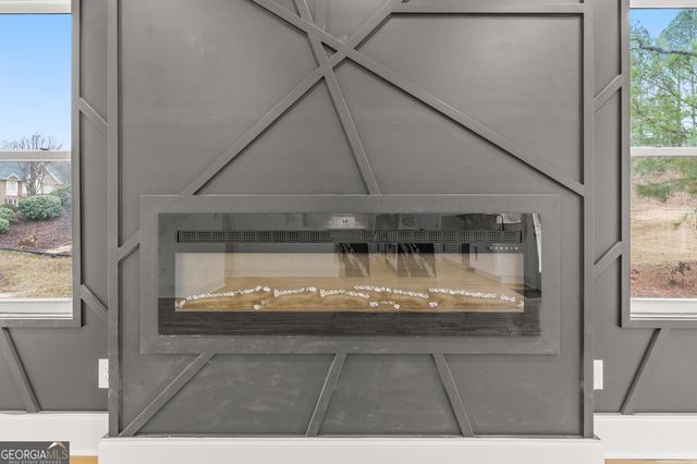 429 Saint Surrey Way, Ellenwood, GA 30294